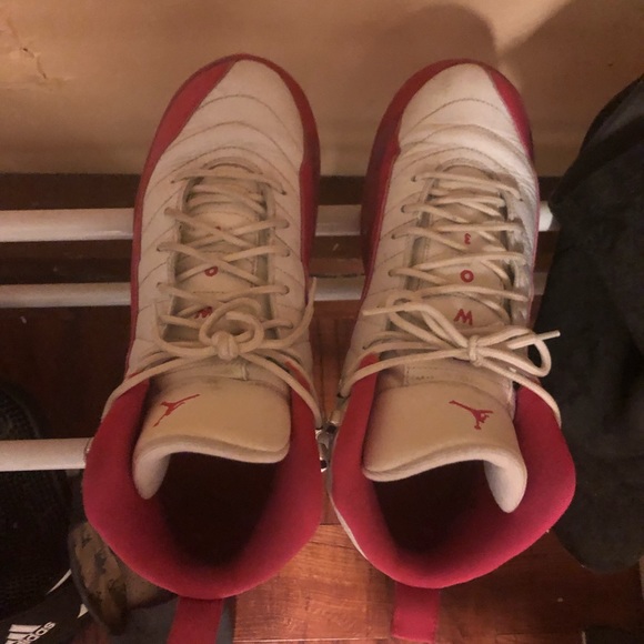 Jordan 12 valentine - Picture 2 of 6